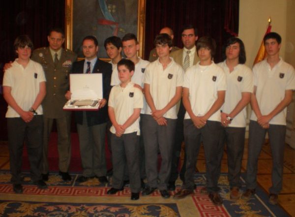 Los alumnos ganaron el Primer Premio (fase regional) de los Premios Ejército 2010