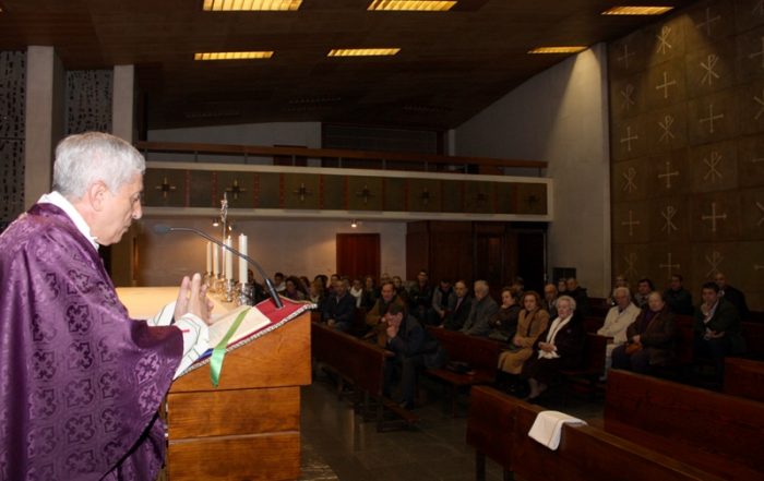 D. Augusto celebró la Misa por los difuntos de Tajamar de 2012